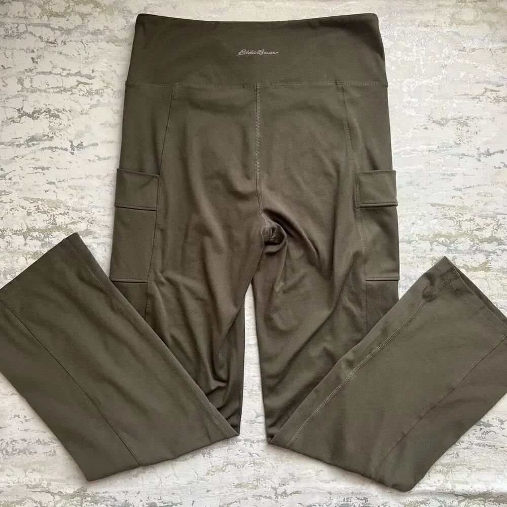 Eddie Bauer Green Cargo Style Leggings - Picture 2 of 11
